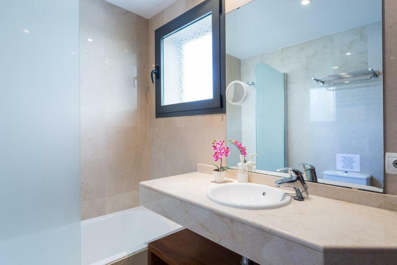 Residencial Llenaire Apartment Port de Pollenca Exterior photo
